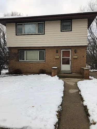 808 John St Photo 1