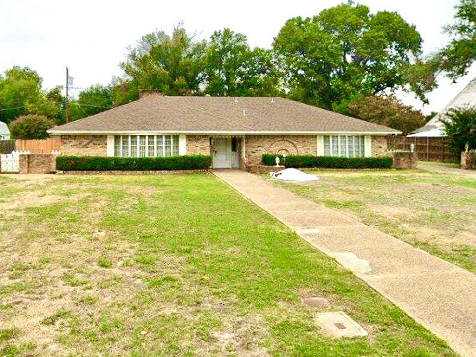 1st image of 11077 Strayhorn Dr