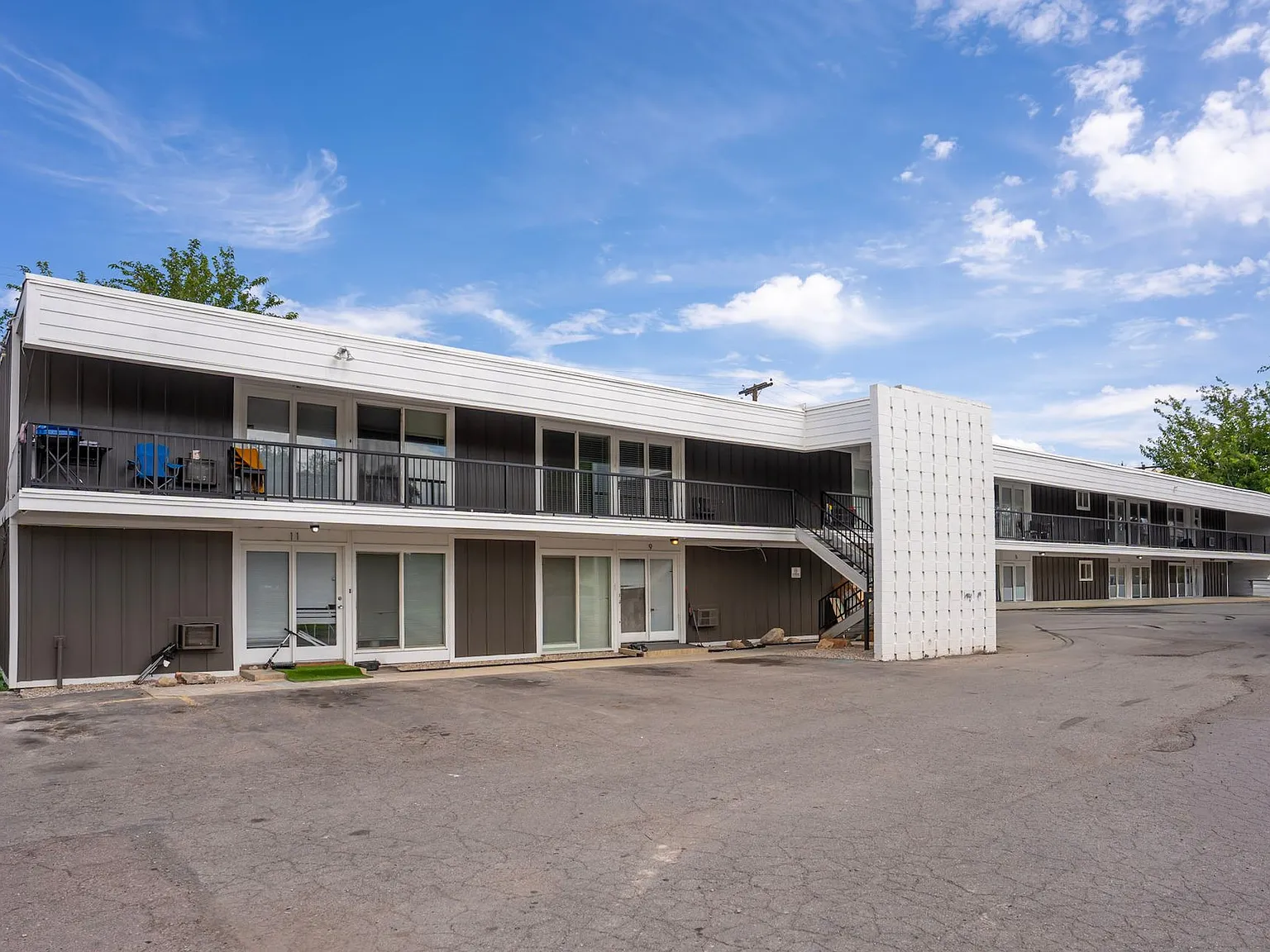 The Redwood Flats — Photo 2