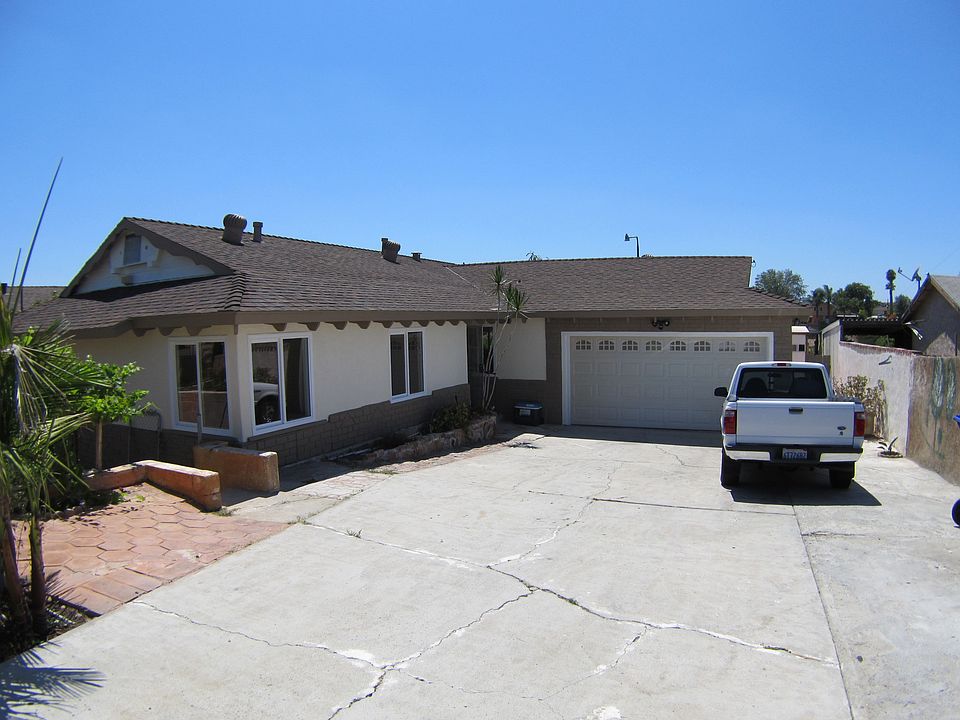 1st image of 228 Coralwood Dr
