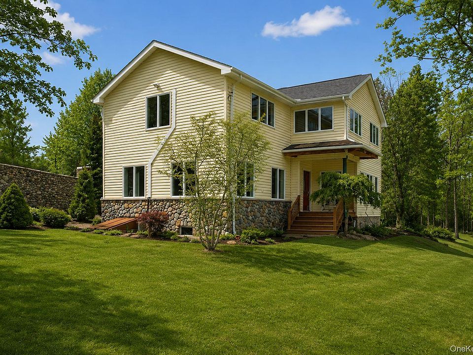 1st image of 558 Pine Hill Road