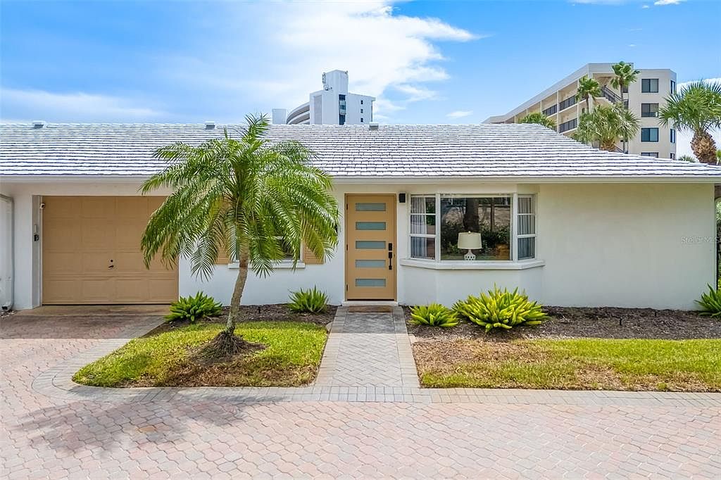 6300 Midnight Pass Rd APT 2, Sarasota, FL 34242 | Zillow