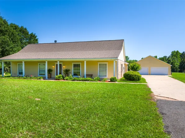 6371 Williams Rd, Keithville, LA 71047