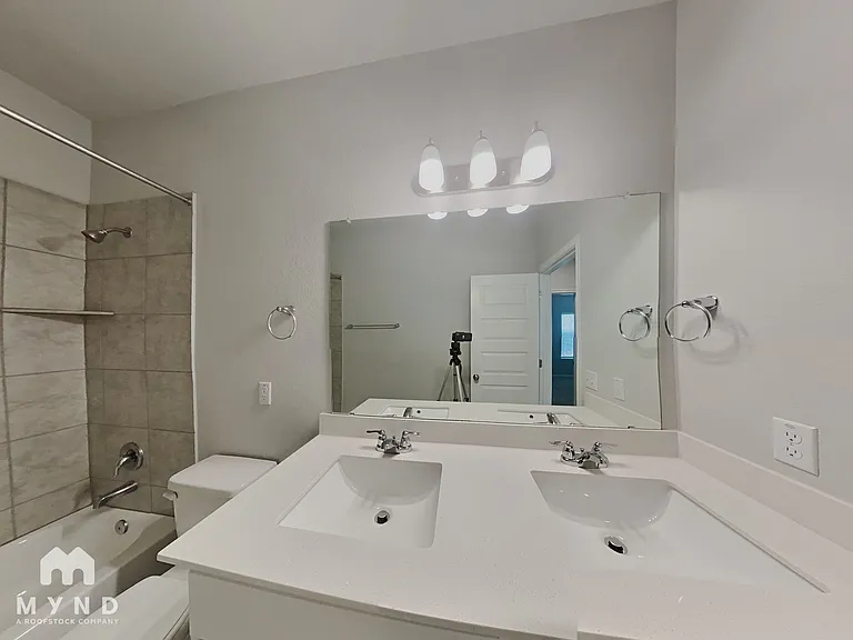 705 Hays Hill Dr — Photo 14