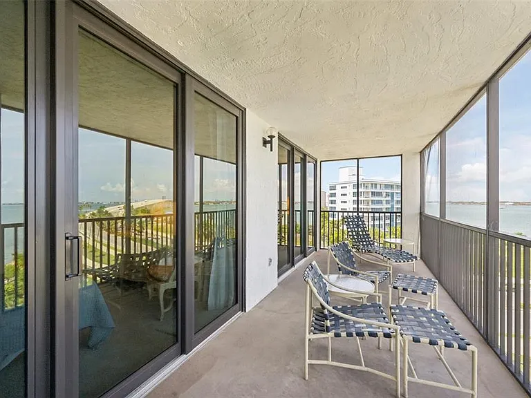 11 Sunset Dr #502 — Photo 46