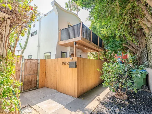 1755 1/2 N Western Ave, Los Angeles, CA 90028
