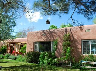 811 Tyler Rd NW, Los Ranchos De Albuquerque, NM 87107