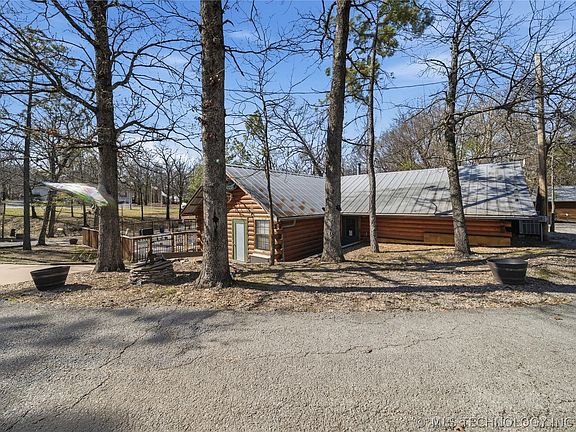 4th image of 33635 Old Indian Rd