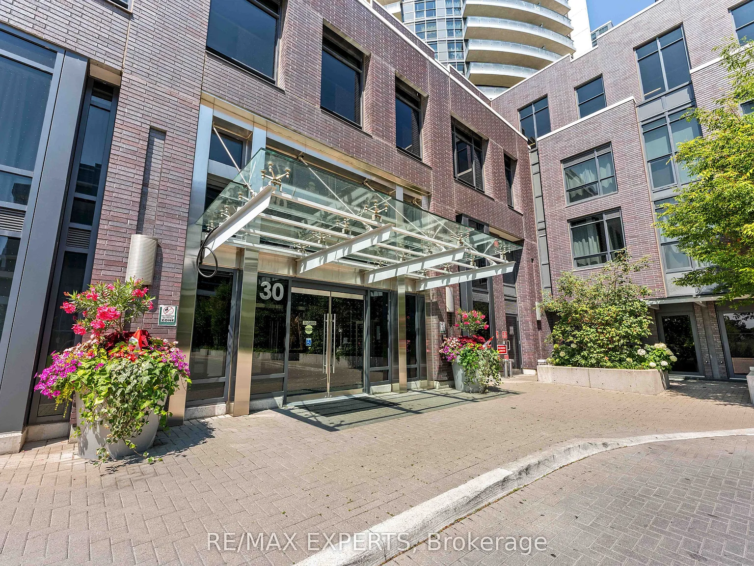 2 bed, $2,600 — Photo 3