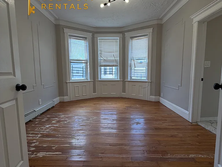 214 Bidwell Ave #2 — Photo 5