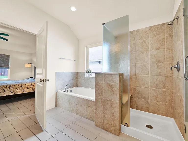 2503 Hagerman Ct — Photo 20