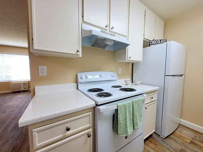 Stoneridge Apartments! — Photo 17