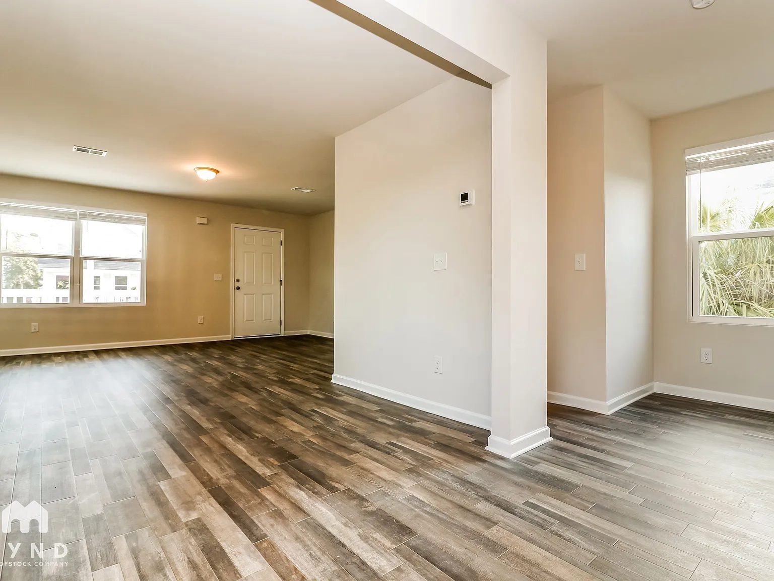 3 bed, 3.0 bath, 1512 sqft, $2,265 — Photo 3