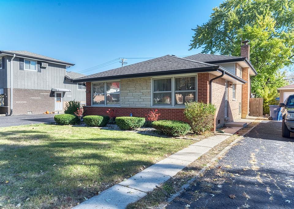 9323 S 80th Ct, Hickory Hills, IL 60457 | Zillow