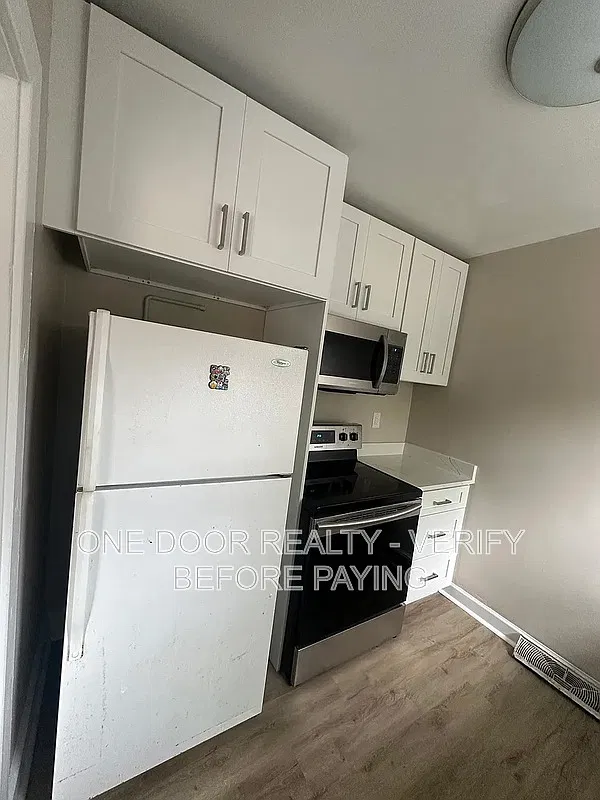 4 bed, 2.0 bath, 1680 sqft, $5,800 — Photo 3