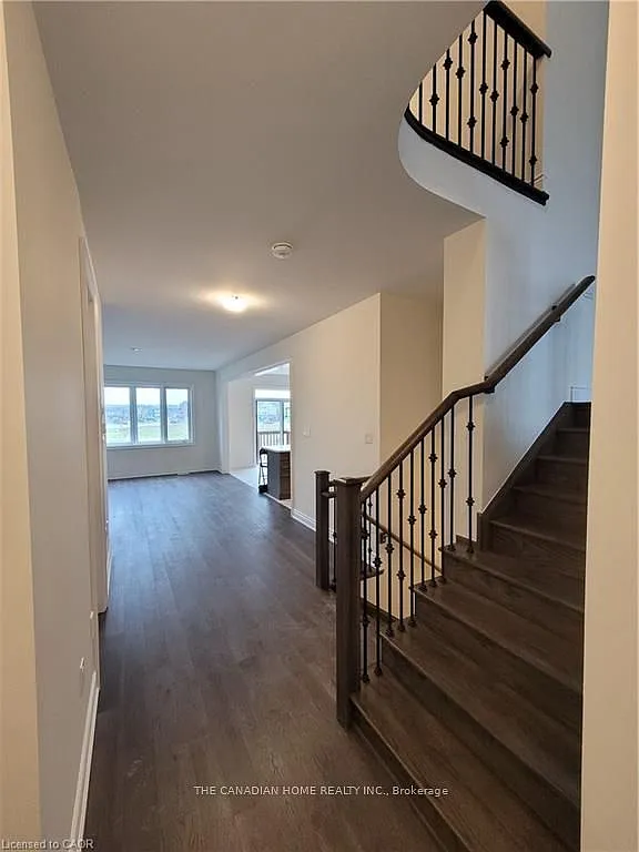 4 bed, $3,000 — Photo 3