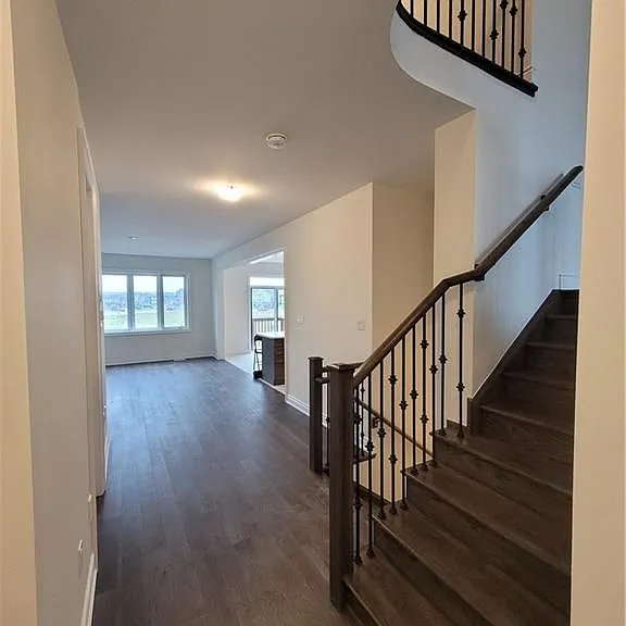 232 Wilmot Rd — Photo 3