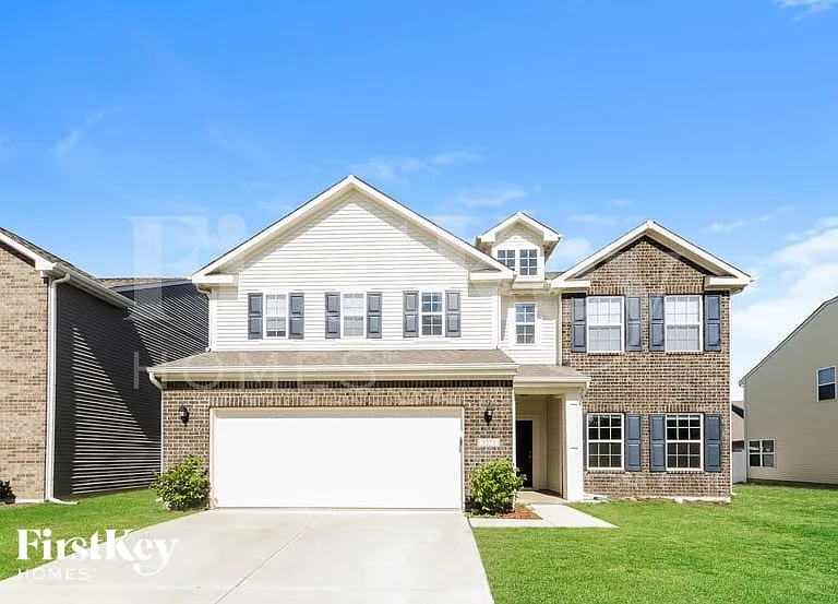 5273 Brandywine Dr — Photo 1