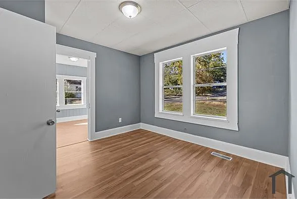 2309 Eufaula Ave — Photo 5