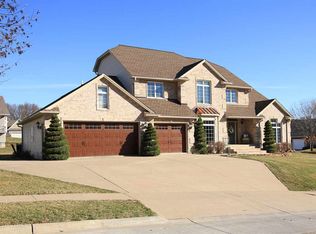 556 34th Ave N, Clinton, IA