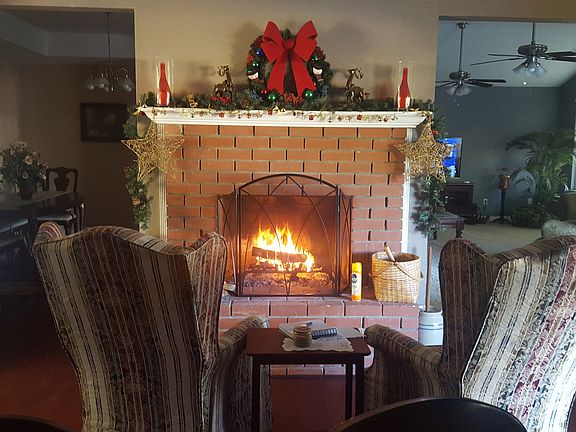 3rd image of 255 N Soboba St