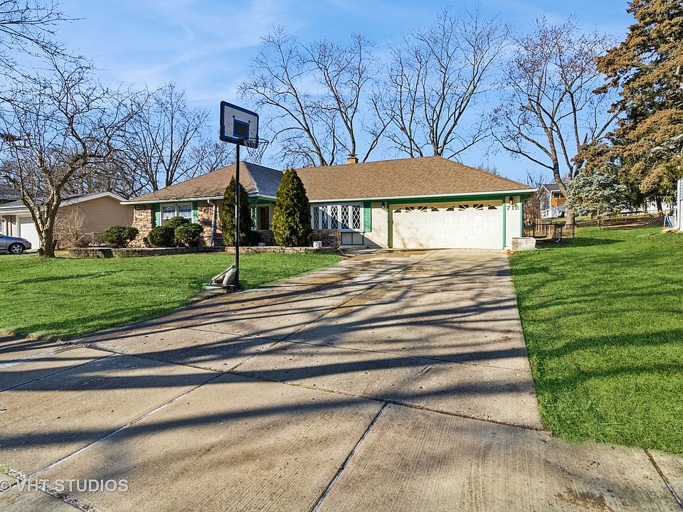 1st image of 712 S Braintree Dr