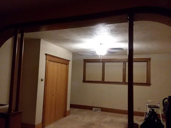 4th image of 319 S Monroe St APT 6
