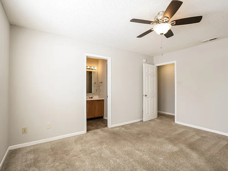 10860 Wymm Ln — Photo 12