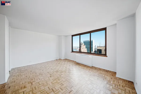 Rented by RELO REDAC INC. | media 11