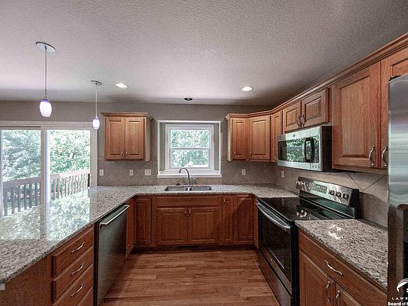 3234  Huntington Rd Lawrence, KS listing photo #5