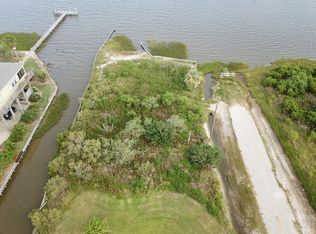 1037 Margaret Rd #17, Pt Bolivar, TX 77650