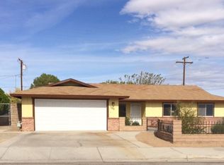 700 W Dolphin Ave, Ridgecrest, CA 93555