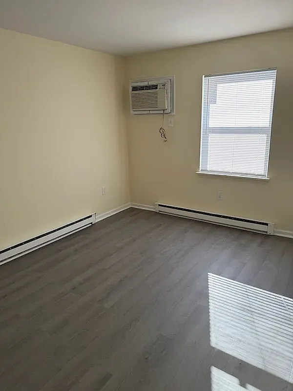 2 bed, $1,375 — Photo 4