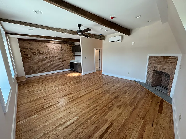 2031 Maryland Ave #3 — Photo 16