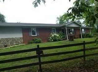 271 Locust Ridge Rd, Woodlawn, VA 24381