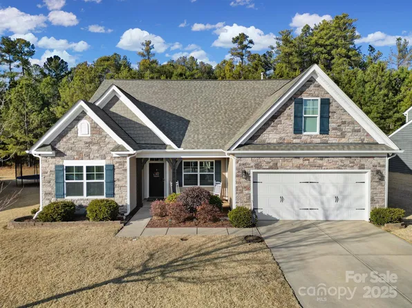5803 McClintock Dr, Denver, NC 28037