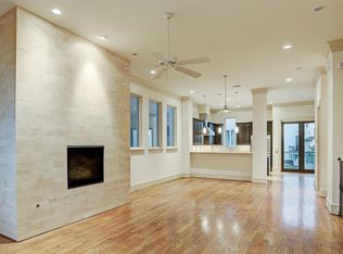 206 Calle Ronda Pl, Houston, TX 77007