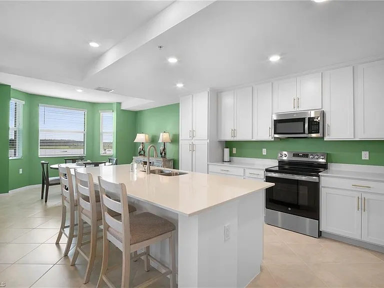 15285 Green Acres Ave #433 — Photo 8