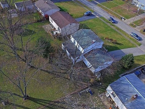 5th image of 5671 Stanford Ave