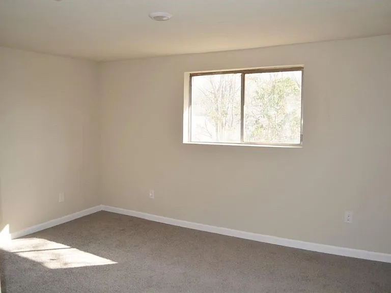 3007 Grovey St #B — Photo 15