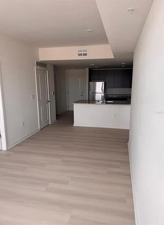 2 bed, 2.0 bath, 168 sqft, $1,800 — Photo 3