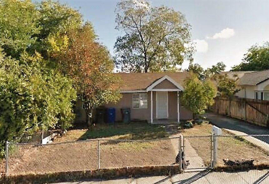 1st image of 3942 Kern St