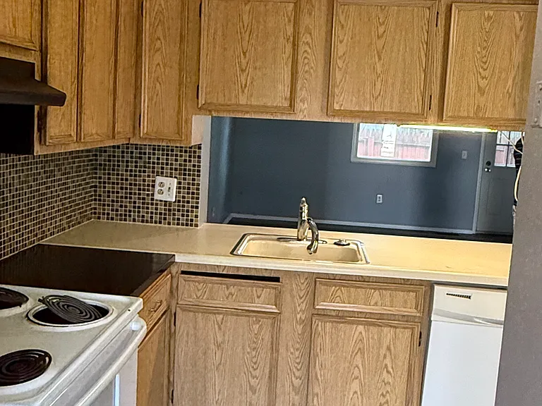 5966 Black Oak Dr — Photo 4