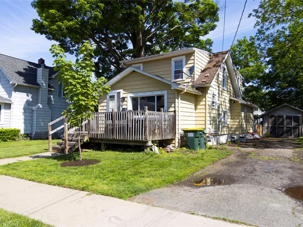 105 Melbourne St, Vestal, NY 13850