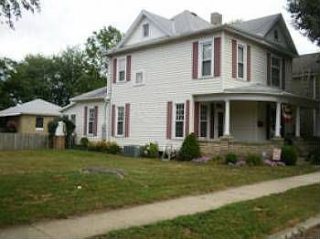 3rd image of 525 McKellar St