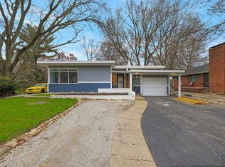 1016 W Springfield Ave, Champaign, IL 61821