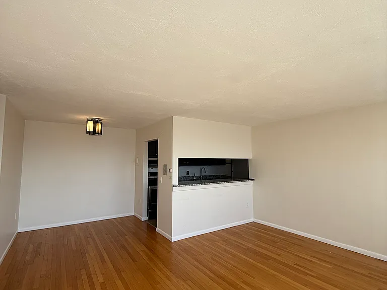 1643 Cambridge St #73 — Photo 14