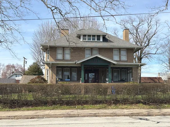 1117 Freeport Rd, Natrona Heights, PA 15065