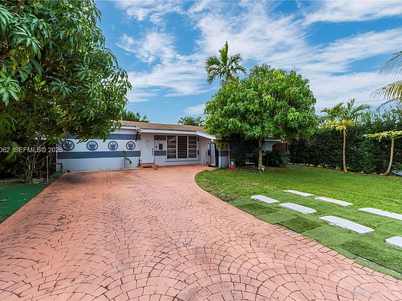 2nd image of 7630 Plantation Blvd