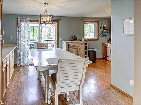 5th image of 13821 Rustic Dr